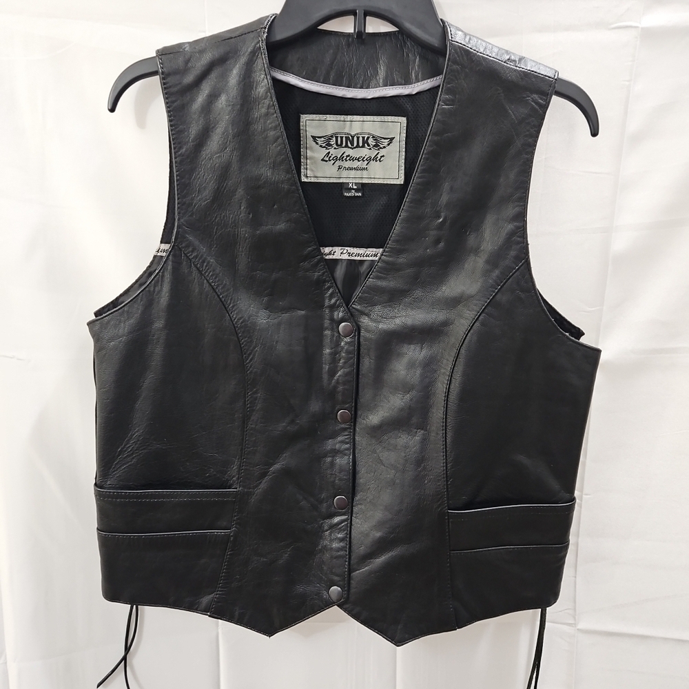 Unik Black Leather Vest